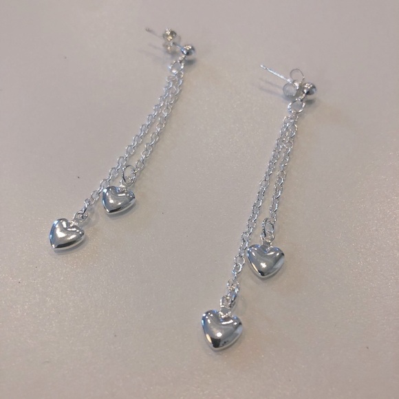 Sterling silver heart earrings - Picture 3 of 3